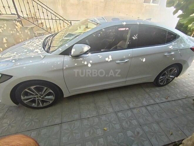 Hyundai Avante 2017, 173,000 km - 1.6 l - Bakı