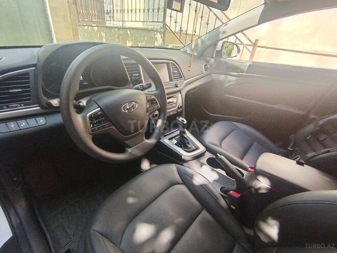 Hyundai Avante 2017, 173,000 km - 1.6 l - Bakı