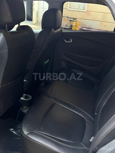 Renault Kaptur 2018, 186,000 km - 2.0 l - Bakı