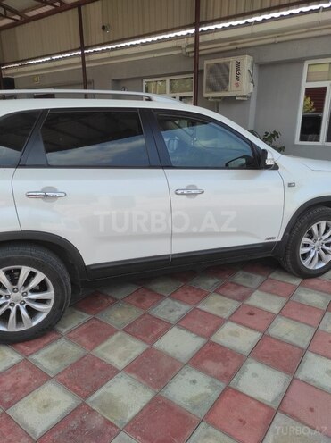 Kia Sorento 2011, 268,000 km - 2.4 l - Biləsuvar