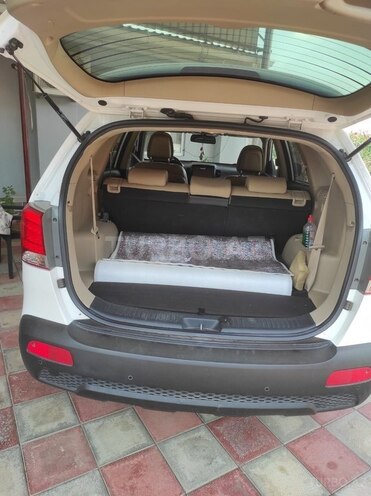 Kia Sorento 2011, 268,000 km - 2.4 l - Biləsuvar