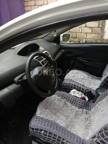 Toyota Yaris 2008, 455,000 km - 1.3 l - Xudat