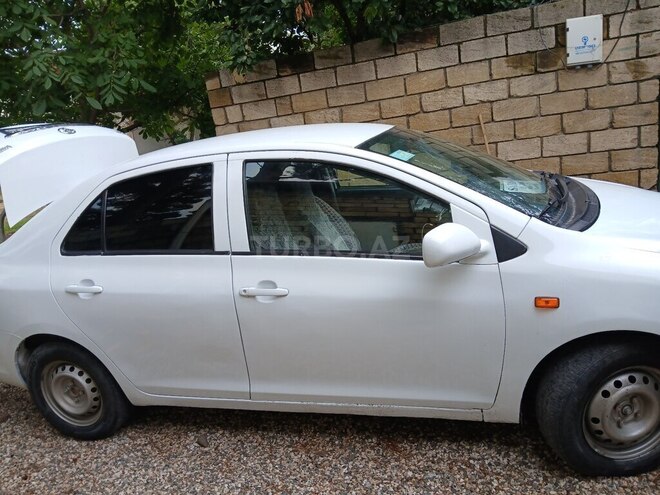 Toyota Yaris 2008, 455,000 km - 1.3 l - Xudat