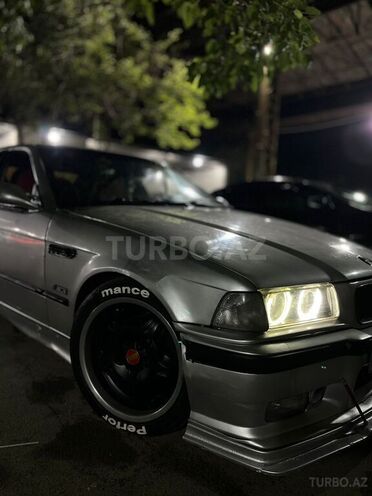 BMW 318 1994, 350,000 km - 1.8 l - Bakı