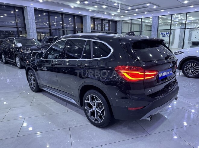 BMW X1 2018, 33,000 km - 2.0 l - Bakı