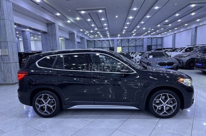 BMW X1 2018, 33,000 km - 2.0 l - Bakı