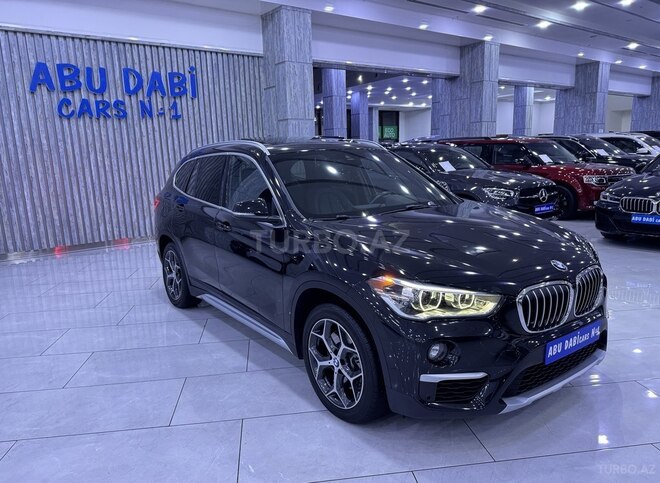 BMW X1 2018, 33,000 km - 2.0 l - Bakı