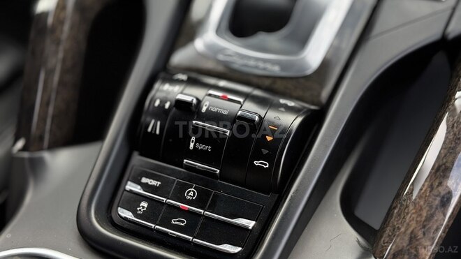 Porsche Cayenne GTS 2013, 190,000 km - 4.8 l - Gəncə
