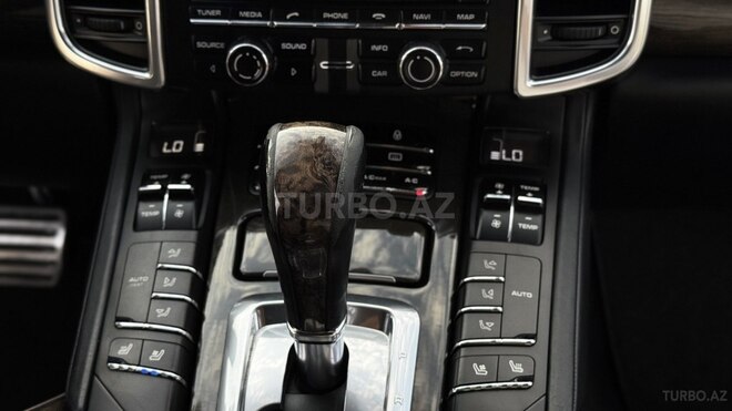 Porsche Cayenne GTS 2013, 190,000 km - 4.8 l - Gəncə