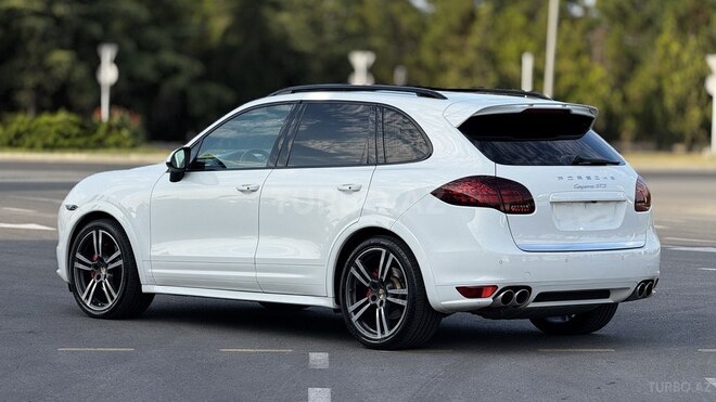 Porsche Cayenne GTS 2013, 190,000 km - 4.8 l - Gəncə