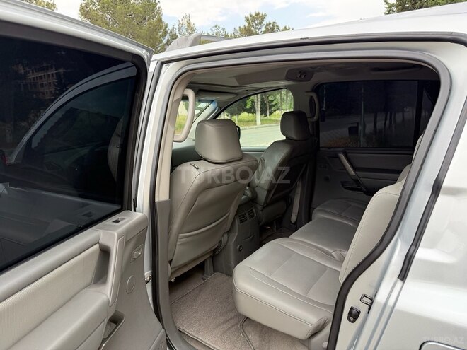 Nissan Armada 2006, 135,000 km - 5.6 l - Xırdalan