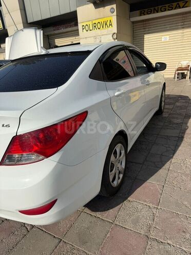 Hyundai Accent 2013, 213,000 km - 1.6 l - Bakı