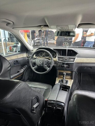Mercedes E 220 2010, 300,000 km - 2.1 л - Bakı