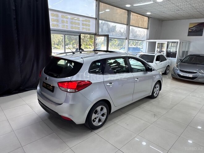 Kia Carens 2013, 386,000 km - 1.7 l - Sumqayıt