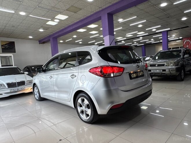 Kia Carens 2013, 386,000 km - 1.7 l - Sumqayıt