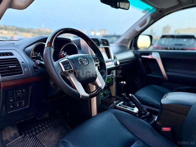 Toyota Land Cruiser Prado 2013, 265,000 km - 3.0 л - Bakı