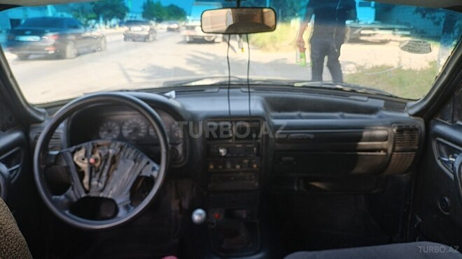 GAZ 3102 1998, 200,000 km - 2.3 л - Sabirabad