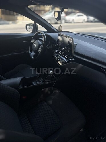 Toyota C-HR 2022, 49,700 km - 2.0 l - Bakı