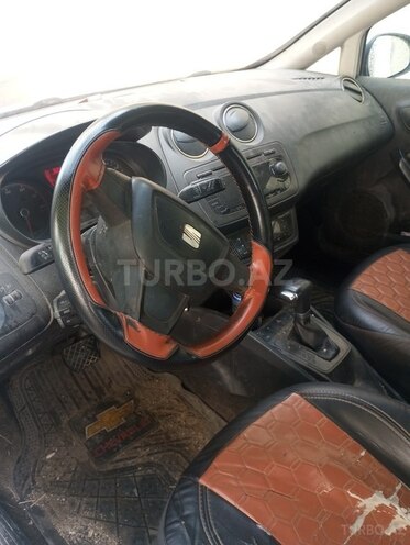 SEAT Ibiza 2012, 196,228 km - 1.6 l - Bakı