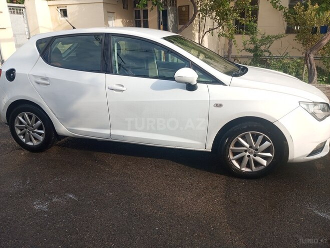 SEAT Ibiza 2012, 196,228 km - 1.6 l - Bakı