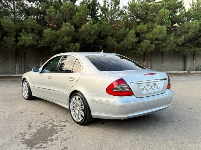 Mercedes E 220 2006, 213,000 km - 2.2 l - Bakı