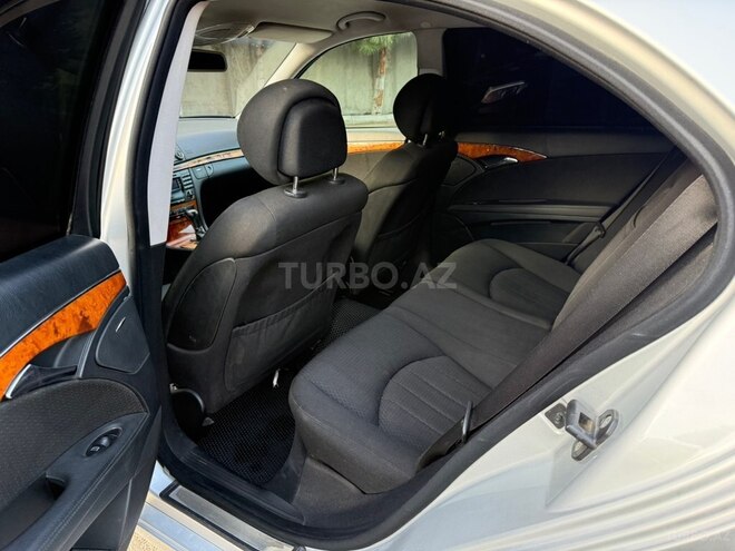 Mercedes E 220 2006, 213,000 km - 2.2 l - Bakı