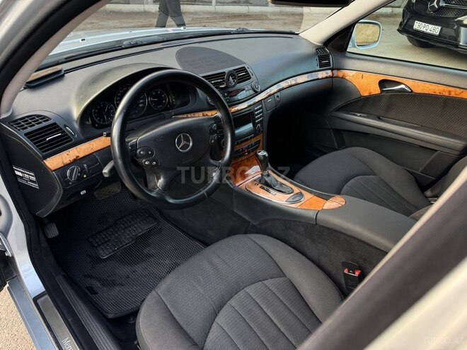 Mercedes E 220 2006, 213,000 km - 2.2 l - Bakı