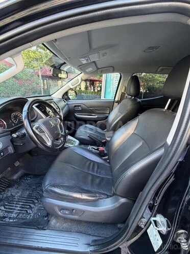 Mitsubishi L200 2023, 112,000 km - 2.4 l - Bakı