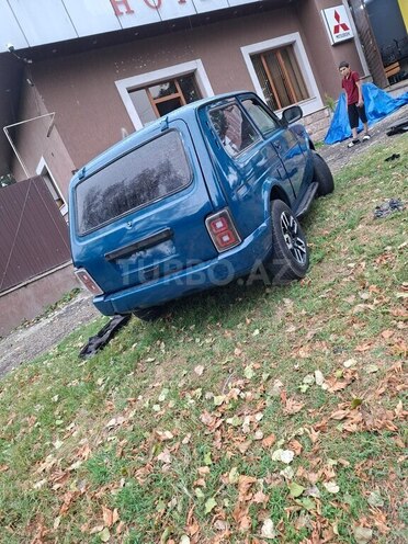 LADA (VAZ) Niva 2015, 247,000 km - 1.7 l - 