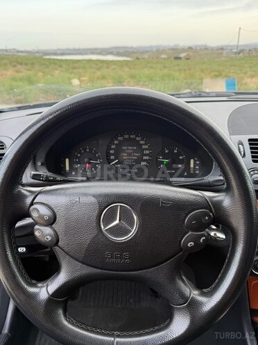 Mercedes E 220 2008, 372,000 km - 2.2 l - Bakı