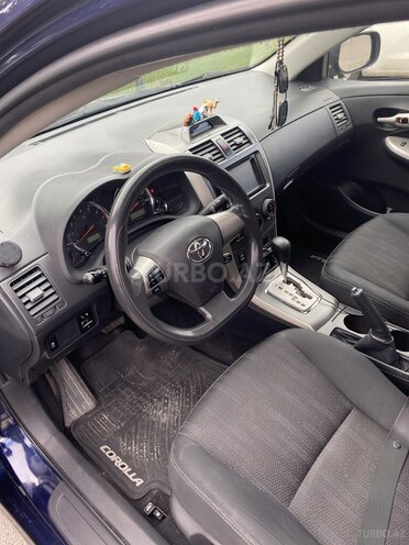 Toyota Corolla 2012, 180,000 km - 1.8 l - Bakı