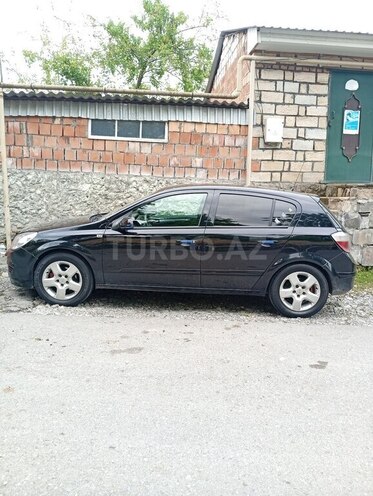 Opel Astra 2006, 278,300 km - 1.3 l - Şəki