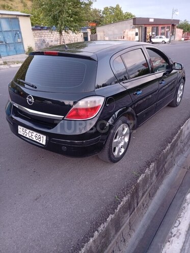 Opel Astra 2006, 278,300 km - 1.3 l - Şəki