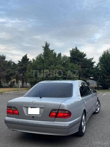 Mercedes E 240 2000, 201,245 km - 2.4 l - Ağdam