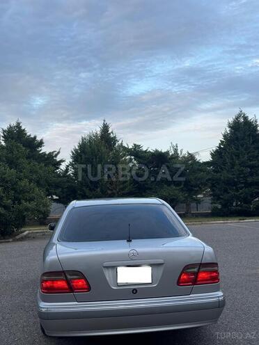 Mercedes E 240 2000, 201,245 km - 2.4 l - Ağdam