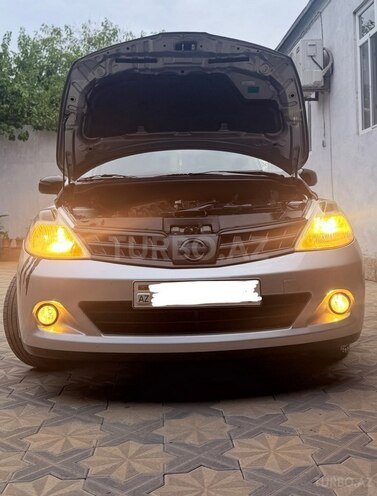 Nissan Tiida 2012, 200,000 km - 1.5 л - Tovuz