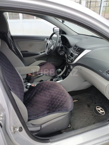 Hyundai Accent 2014, 130,000 km - 1.6 l - Göygöl
