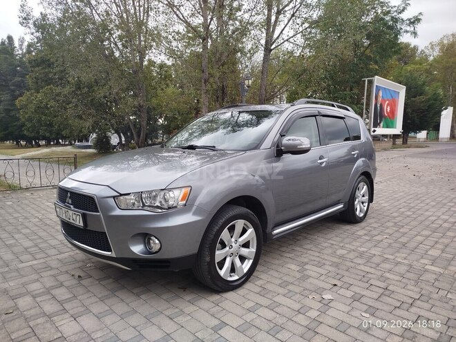 Mitsubishi Outlander 2012, 227,000 km - 3.0 l - İsmayıllı