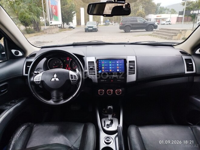 Mitsubishi Outlander 2012, 227,000 km - 3.0 l - İsmayıllı