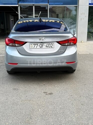 Hyundai Elantra 2015, 317,641 km - 1.8 l - Bakı