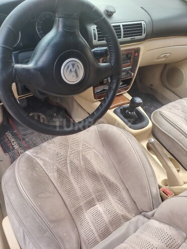 Volkswagen Passat 2003, 563,029 km - 2.0 l - Gəncə