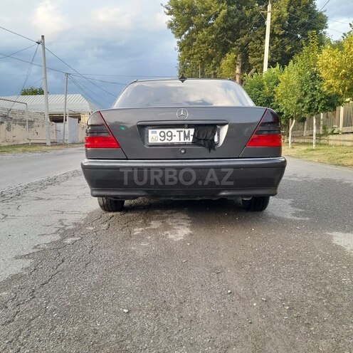 Mercedes C 180 1995, 268,607 km - 1.8 л - Bakı