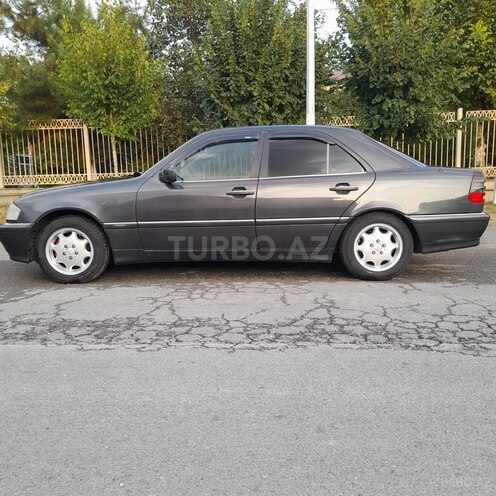 Mercedes C 180 1995, 268,607 km - 1.8 л - Bakı
