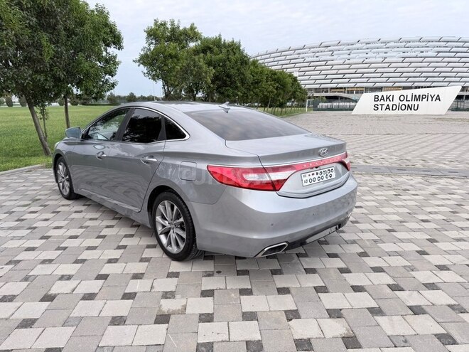Hyundai Grandeur 2015, 138,350 km - 2.2 л - Bakı