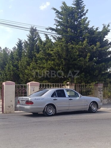 Mercedes E 230 1997, 417,000 km - 2.3 l - Bakı