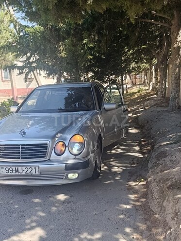 Mercedes E 230 1997, 417,000 km - 2.3 l - Bakı