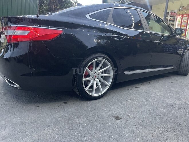 Hyundai Grandeur 2012, 218,265 km - 2.4 l - Zaqatala