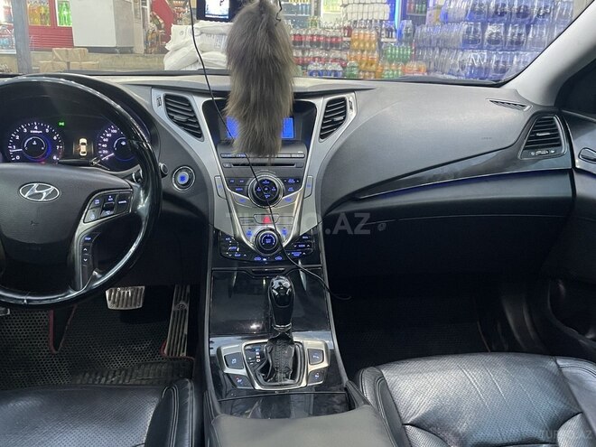 Hyundai Grandeur 2012, 218,265 km - 2.4 l - Zaqatala