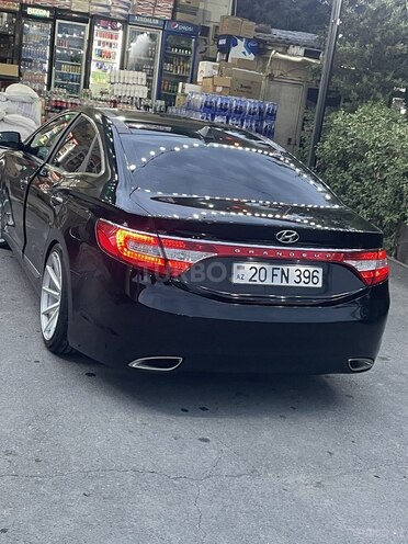 Hyundai Grandeur 2012, 218,265 km - 2.4 l - Zaqatala