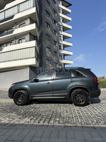 Kia Sorento 2010, 325,000 km - 2.0 л - Bakı